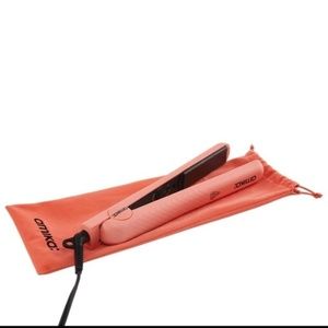 Amika Hair Straightener